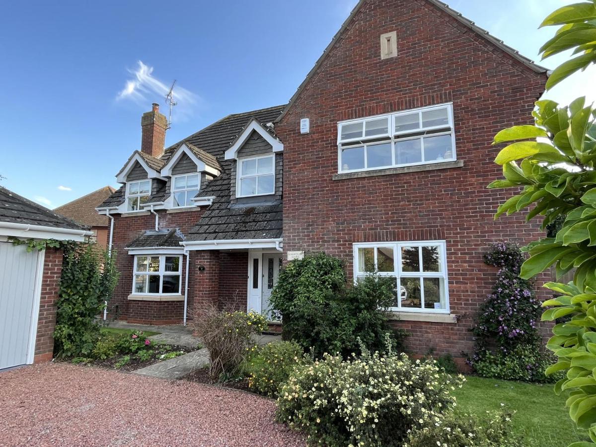 5 Bedroom 4 Bathroom Gym Playroom Country Home Leamington Spa Exterior photo
